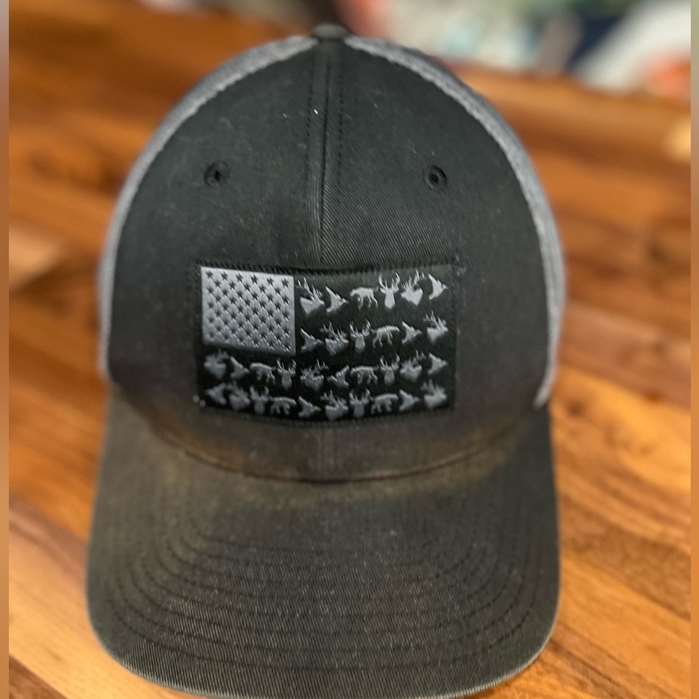 Vintage Columbia Performance Hunting Gear American Flag SnapBack